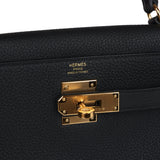 Hermès Kelly Retourné 28 Cuir Togo Noir Finitions Dorées