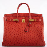 Sac Hermes Birkin 40 Autruche Rouge Vif avec Finitions Dorées - 1993, Cercle W