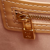 Sac Wilshire PM en cuir verni Louis Vuitton (SHG-27789)