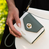 Hettie  Green Purse