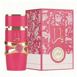 Coffret cadeau Yara Pink avec gobelet de voyage haut de gamme